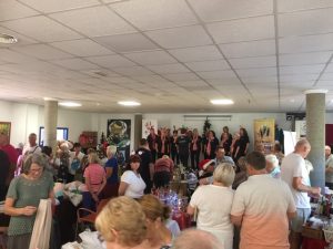 hi Murcia collaborates with the Christmas party of Mabs 9